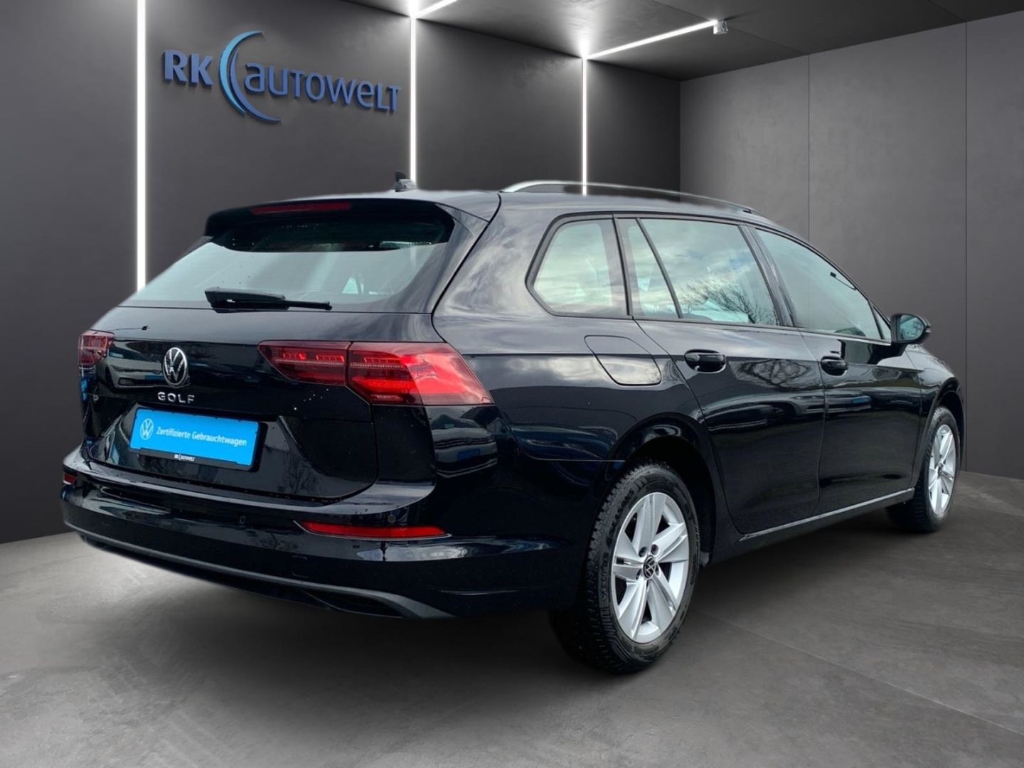 Volkswagen Golf Variant 8 VIII Life 1.5 TSI - Samsaru's Car Outlet