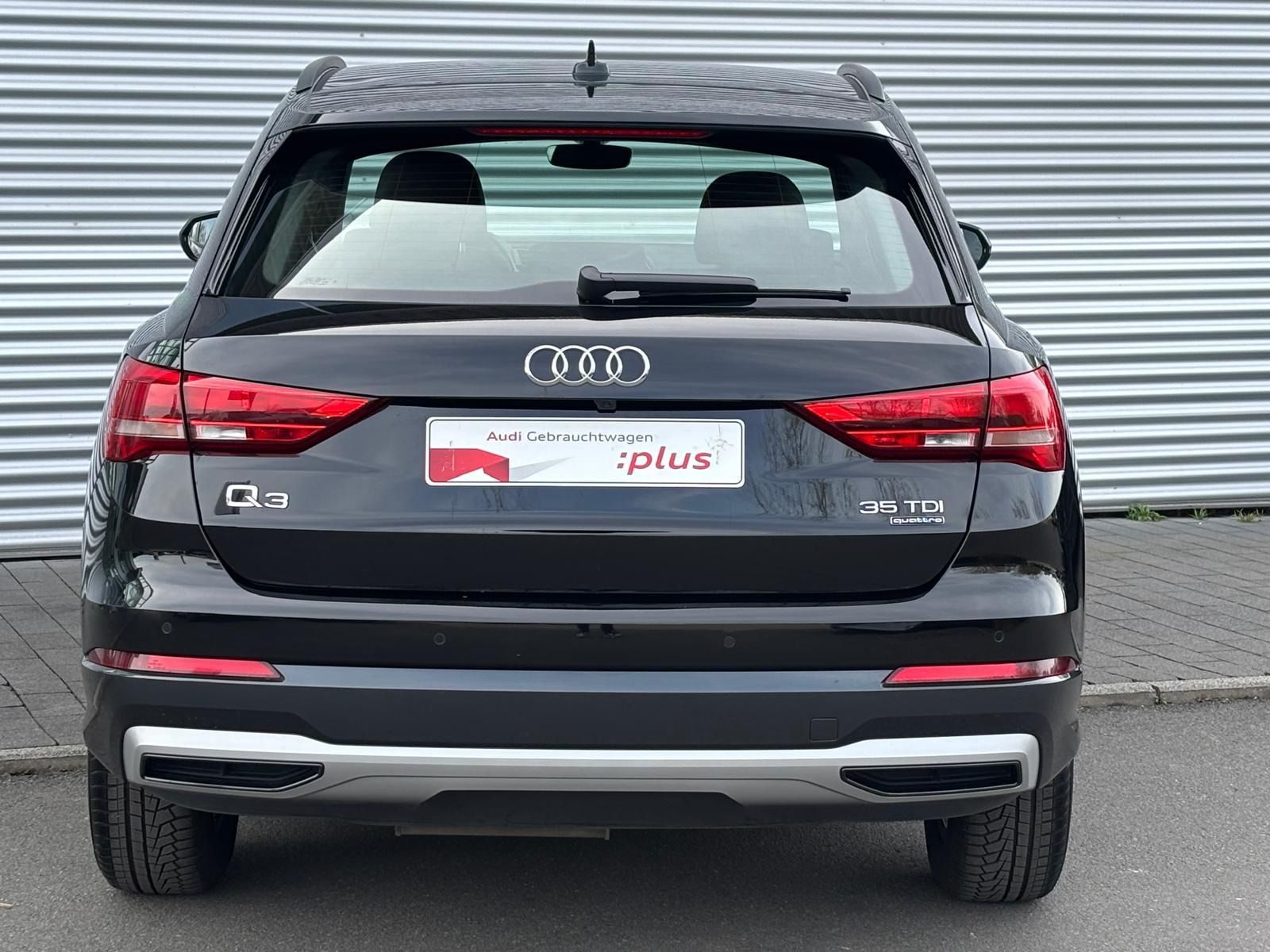 Audi Q3 35 TDI quattro - Samsaru's Car Outlet