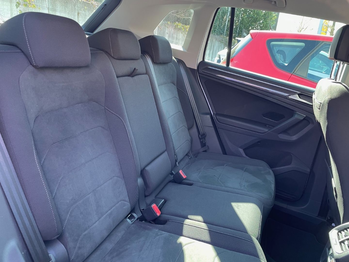 Volkswagen Tiguan Elegance 1.5 TSI - Samsaru's Car Outlet