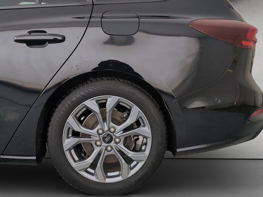 Ford Focus Turnier Hybrid Aut. ST-LINE X AHK+LED+NAVI