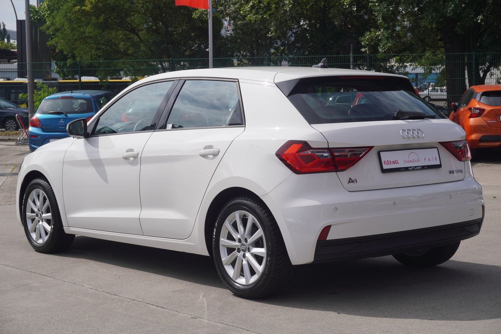 Audi A1 Sportback 25 1.0 TFSI - Samsaru's Car Outlet