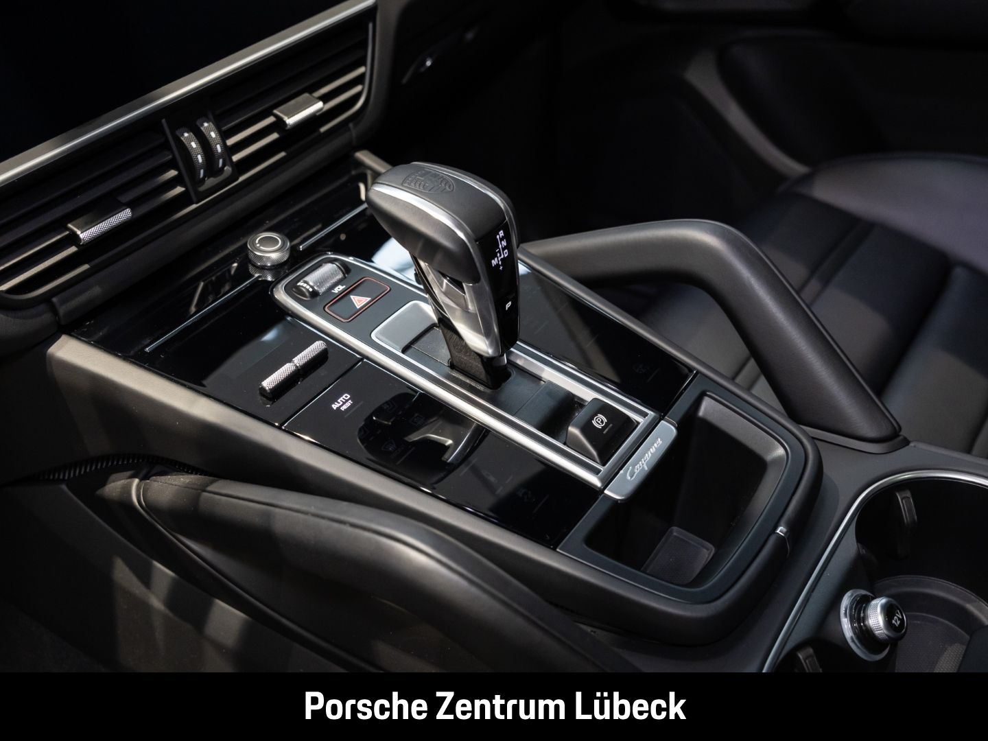 Porsche Cayenne S Coupe Hinterachslenkung Head-Up