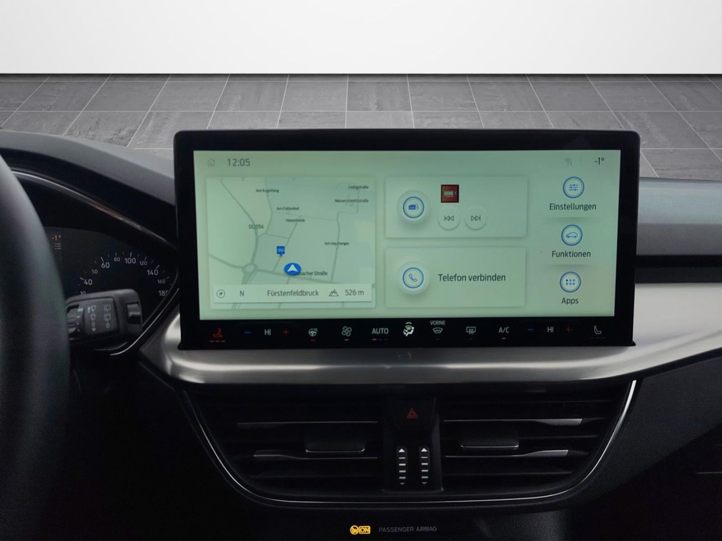 Ford Focus Turnier Titanium Automatik Navi LED ACC Ci