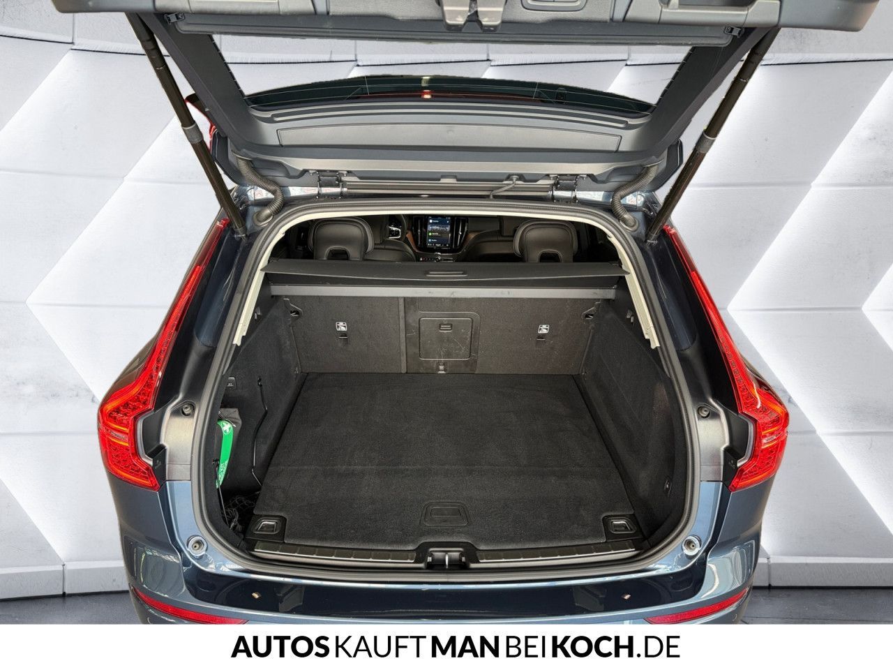 Volvo XC60 T6 Recharge AWD Plus ACC BLIS AHK STHz PANO