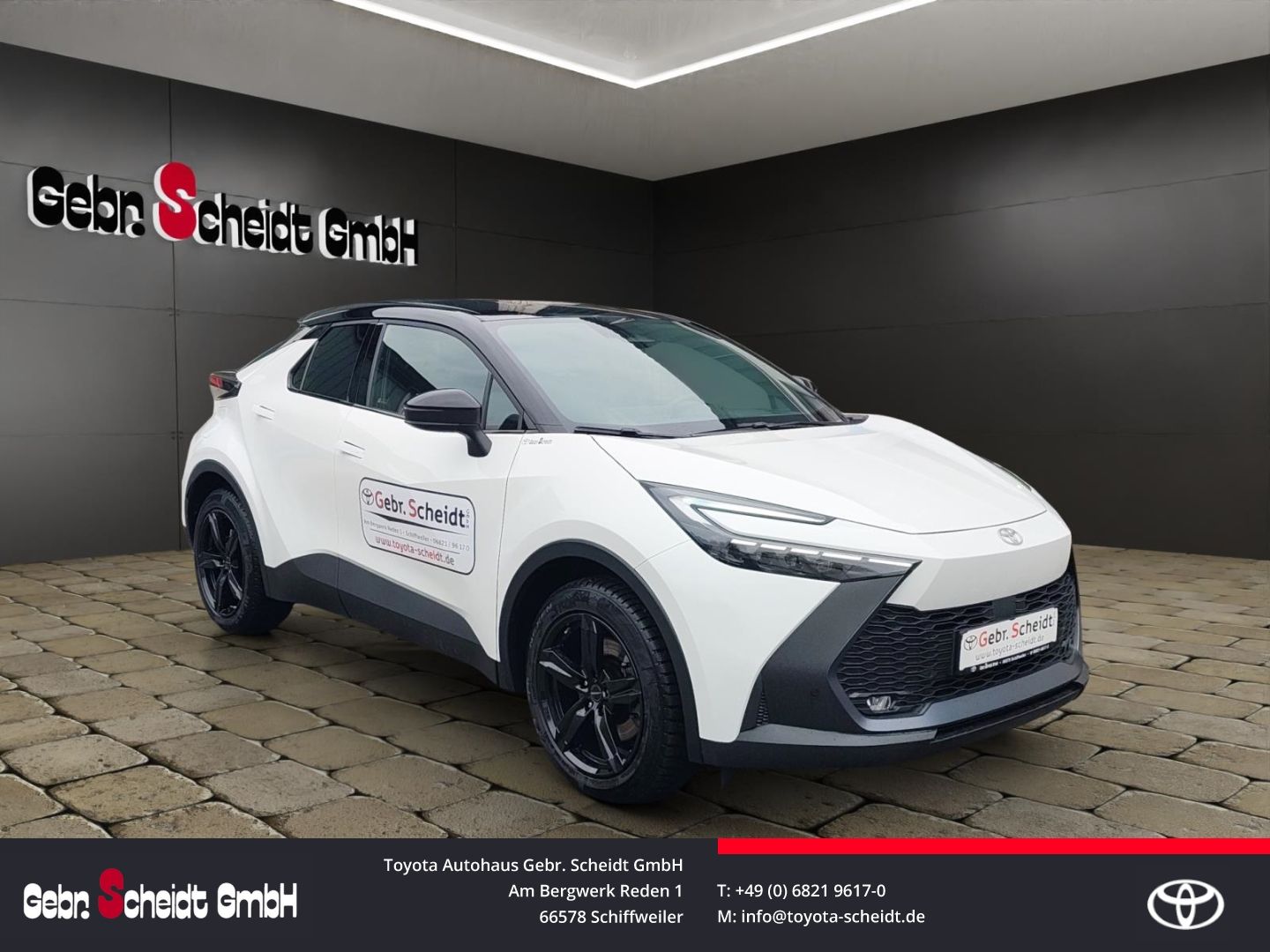 Toyota C-HR Plug-In Hybrid   LED-Scheinwerfer Kamera