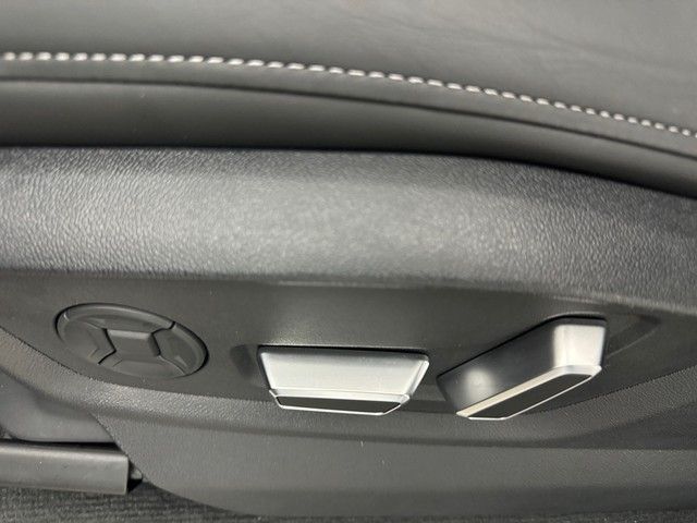 Audi Q7 S line Allradlenkung AHK Optikpaket B&O HUD M