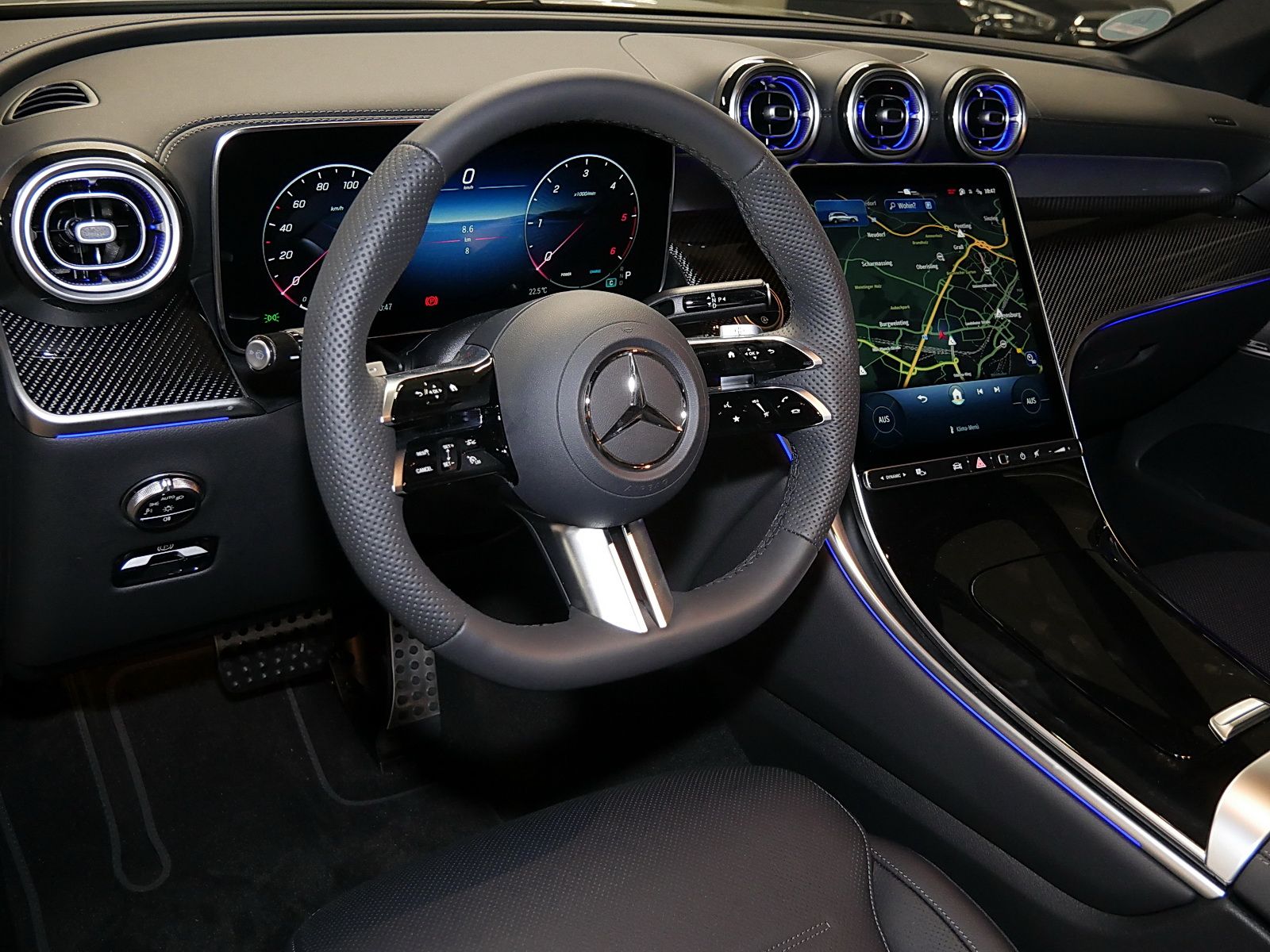 Mercedes-Benz GLC 300 d 4MATIC AMG MBUX Burm Night Ambiente