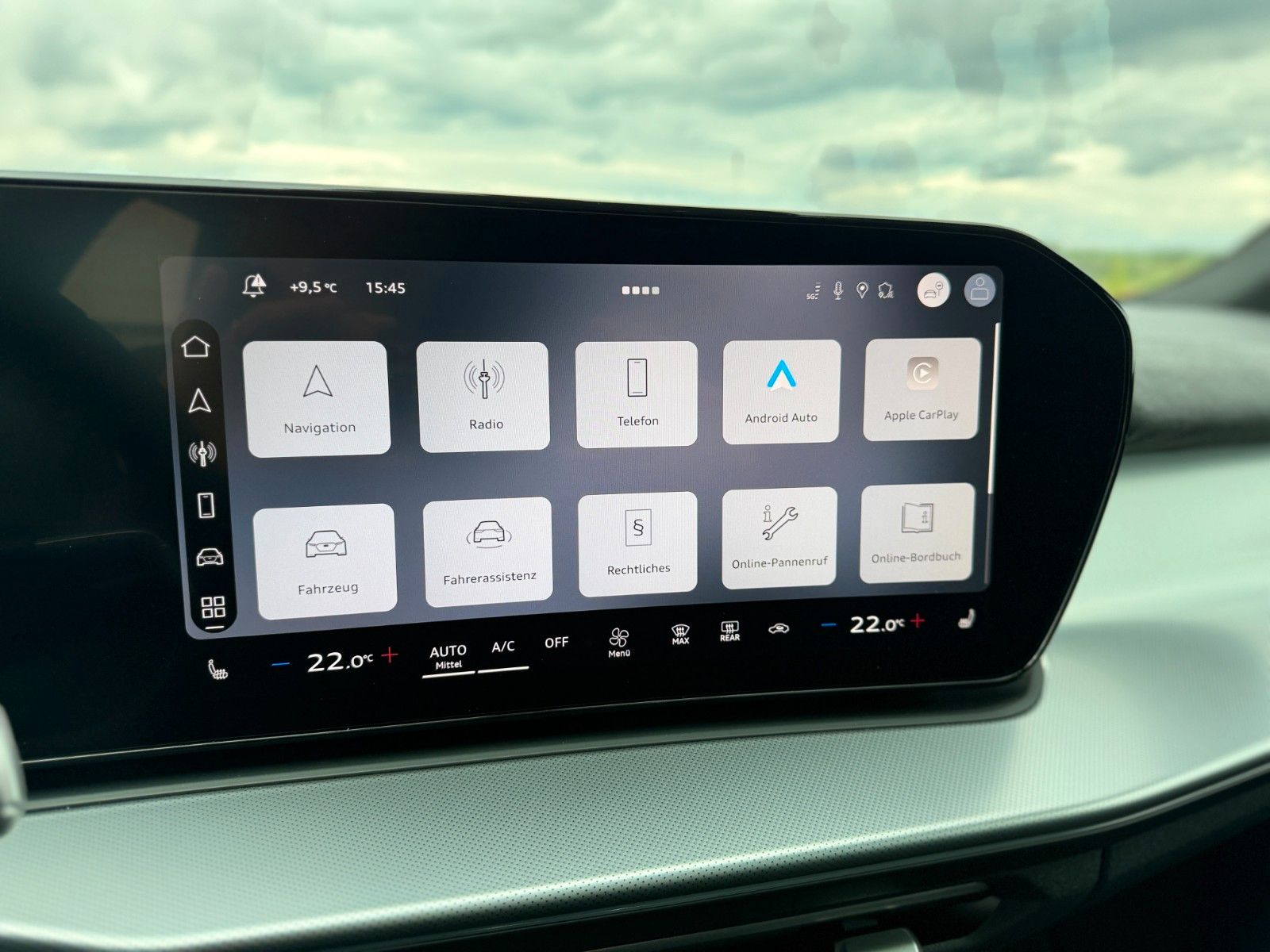 Audi Q3 TFSI S-line S tronic+AHK+PANO+SONOS+
