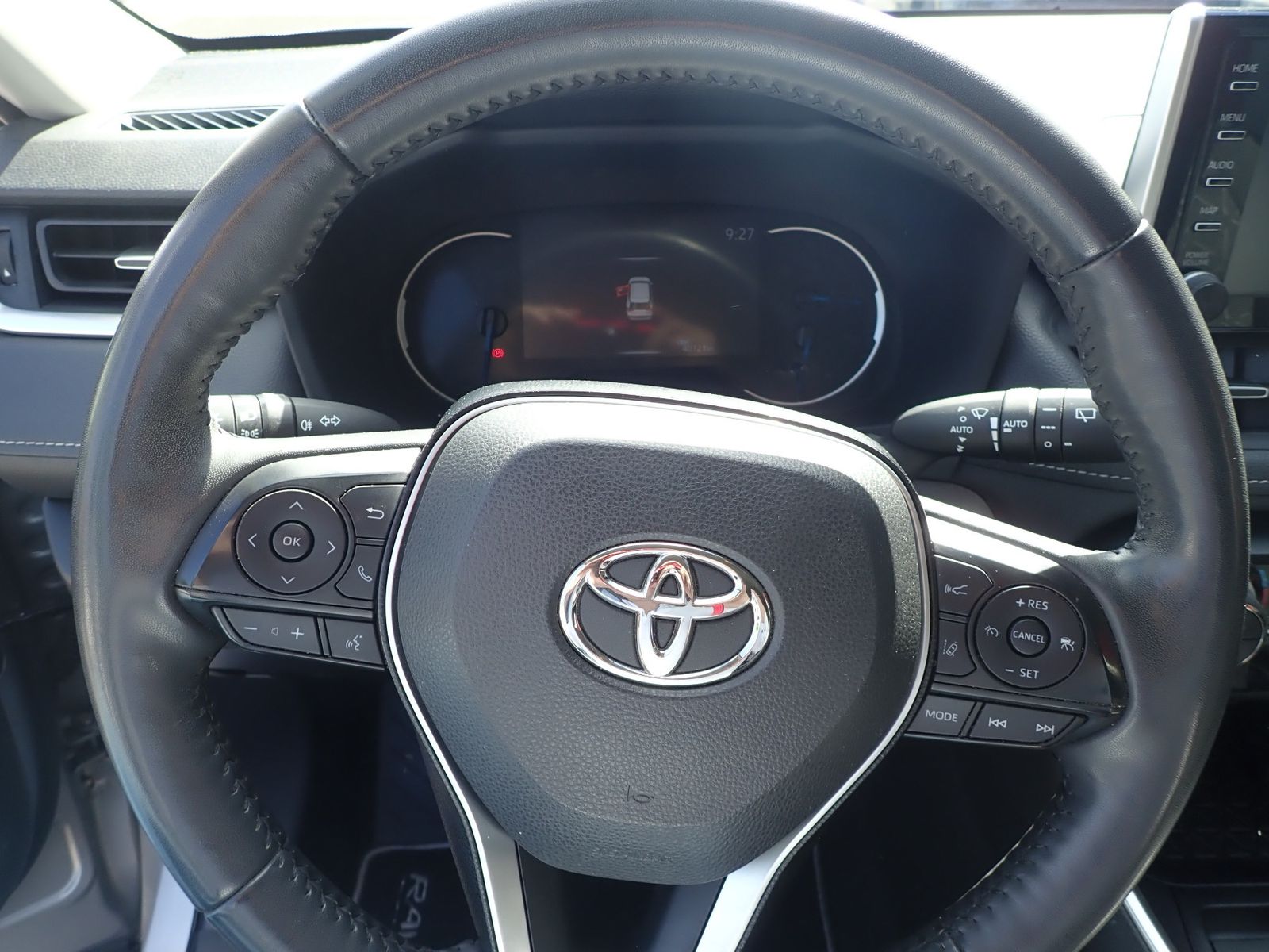 Toyota RAV 4 Hybrid - Samsaru's Car Outlet