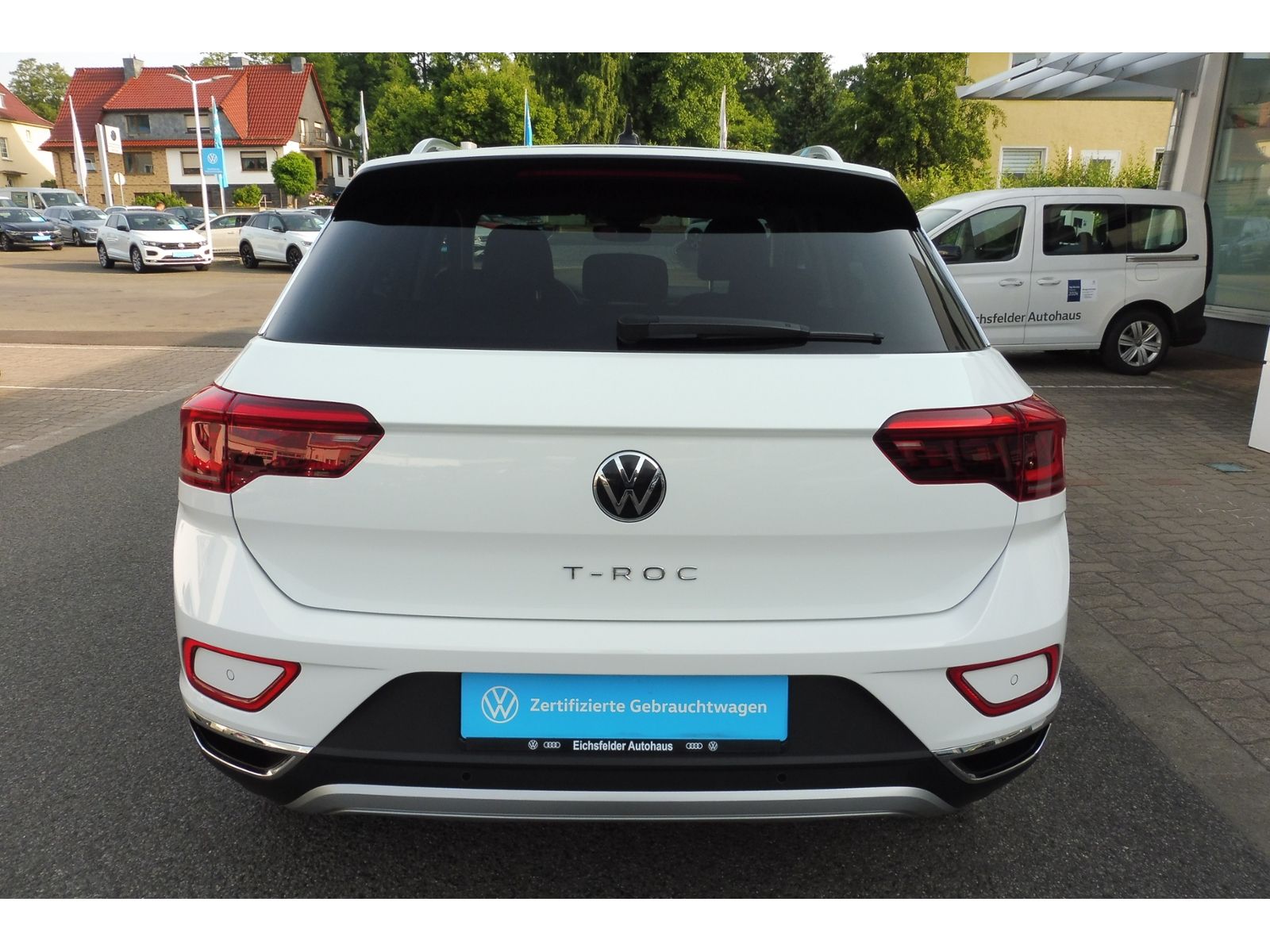 Volkswagen T-ROC Style 1.5 TSI - Samsaru's Car Outlet