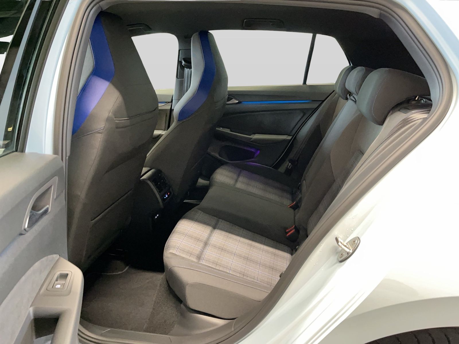Volkswagen Golf VIII 1.5 GTE eHybrid 360 ACC AUT HUD Kam.
