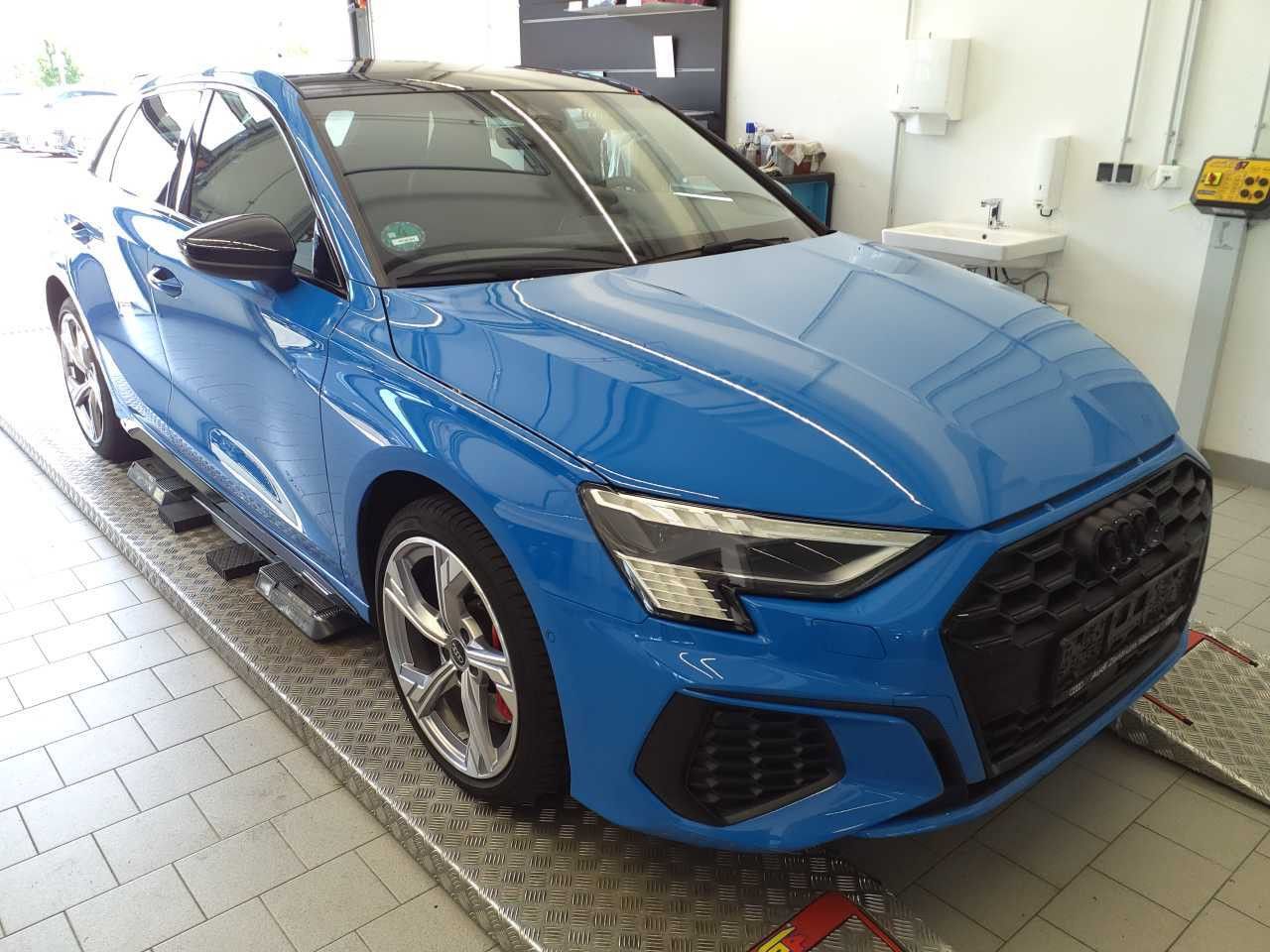 Audi A3 Sportback 45 TFSI e S LINE - Samsaru's Car Outlet