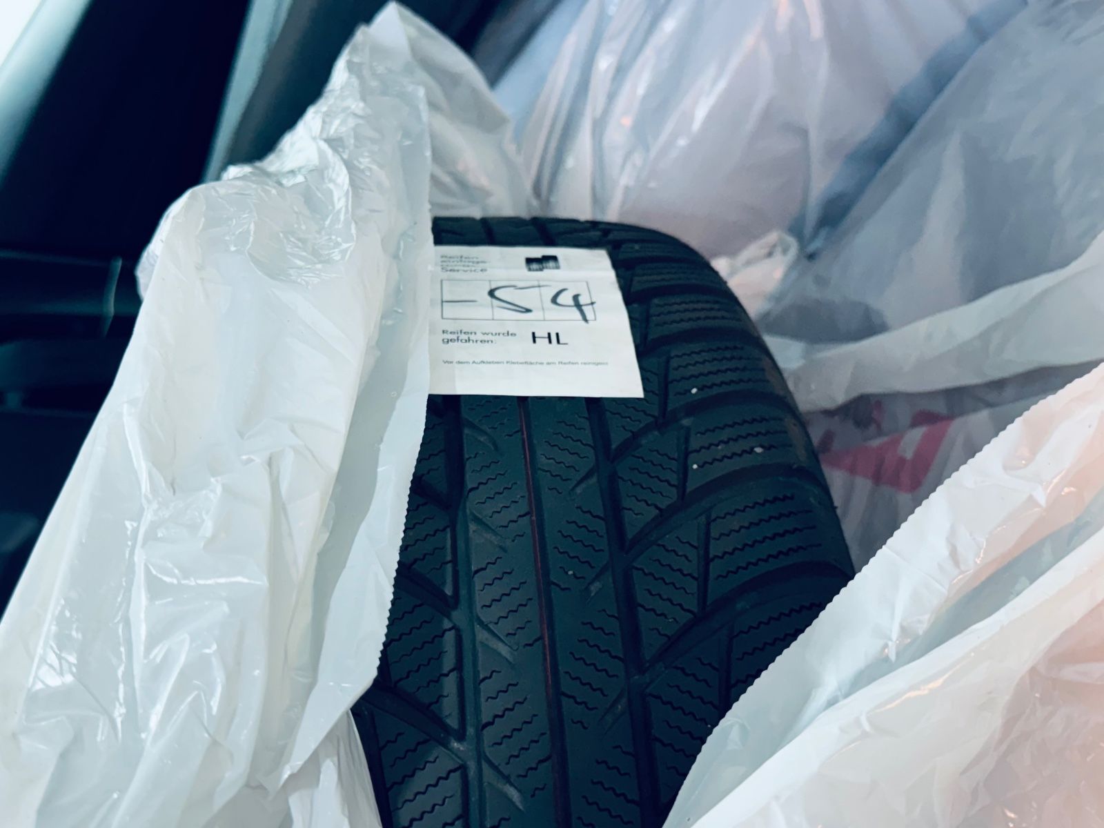 Ford Focus Lim. Cool & Connect - Samsaru's Car Outlet