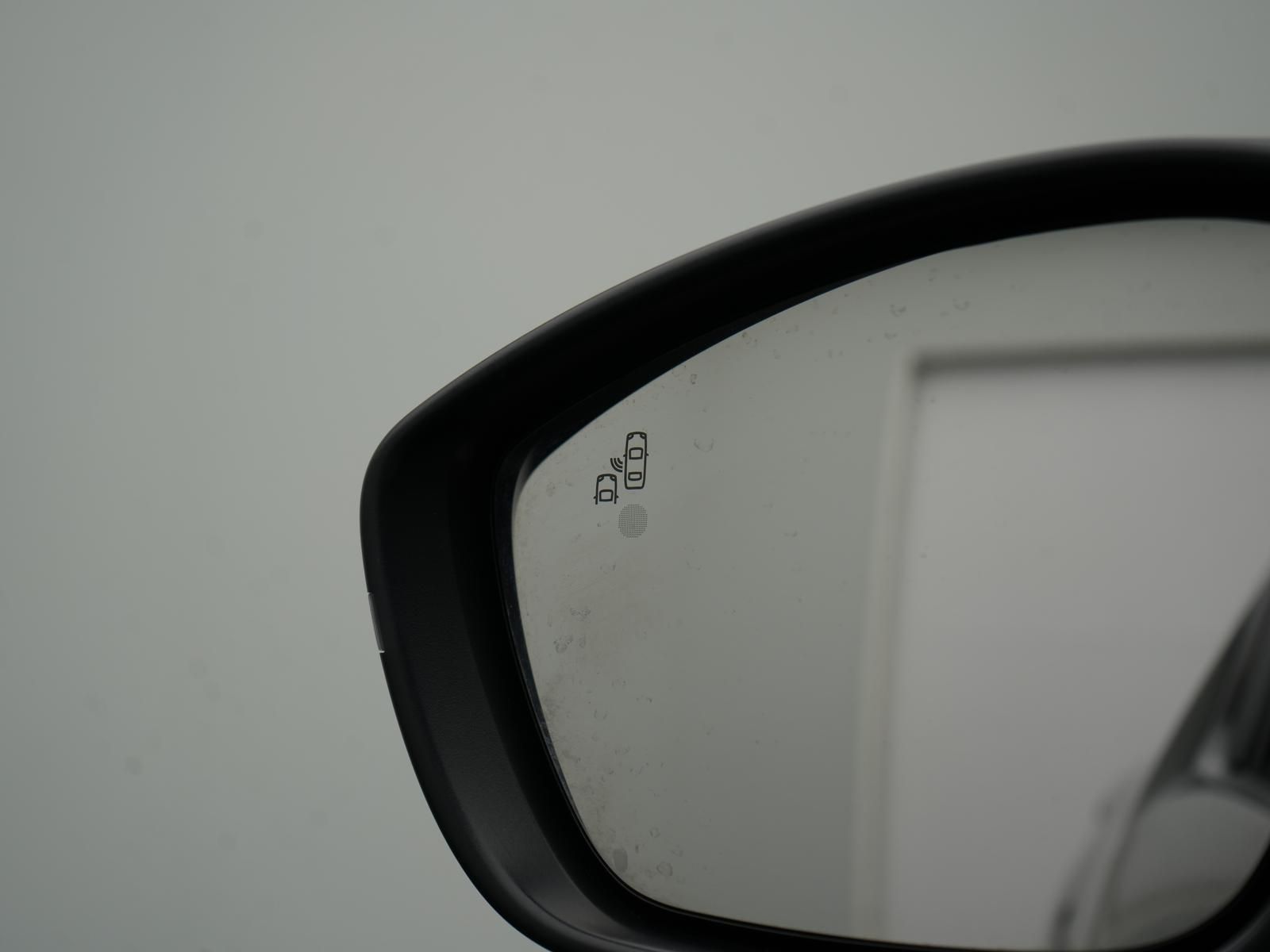 DS Automobiles DS3 Performance Line LED,NAVI,HUD,APP,ACC,TOTW