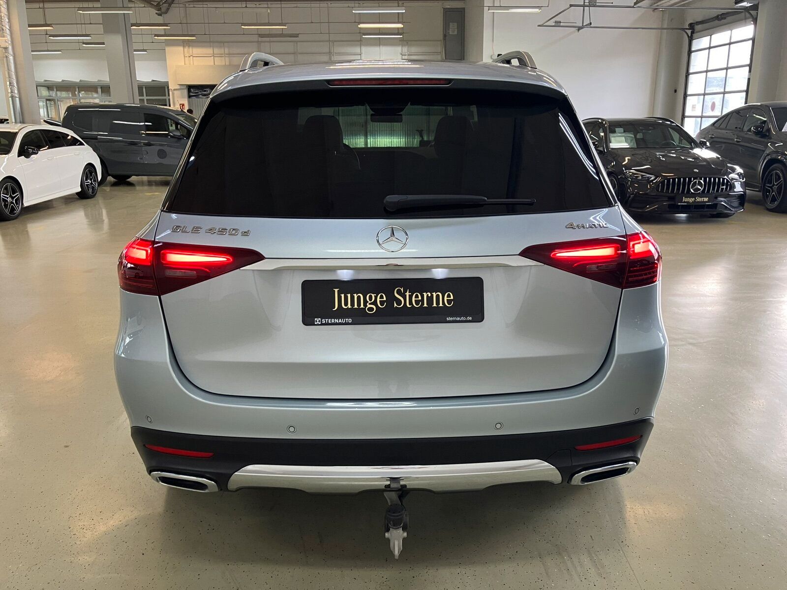 Mercedes-Benz GLE 450 d 4M Pano Distr Multibeam Airmatic AHK B
