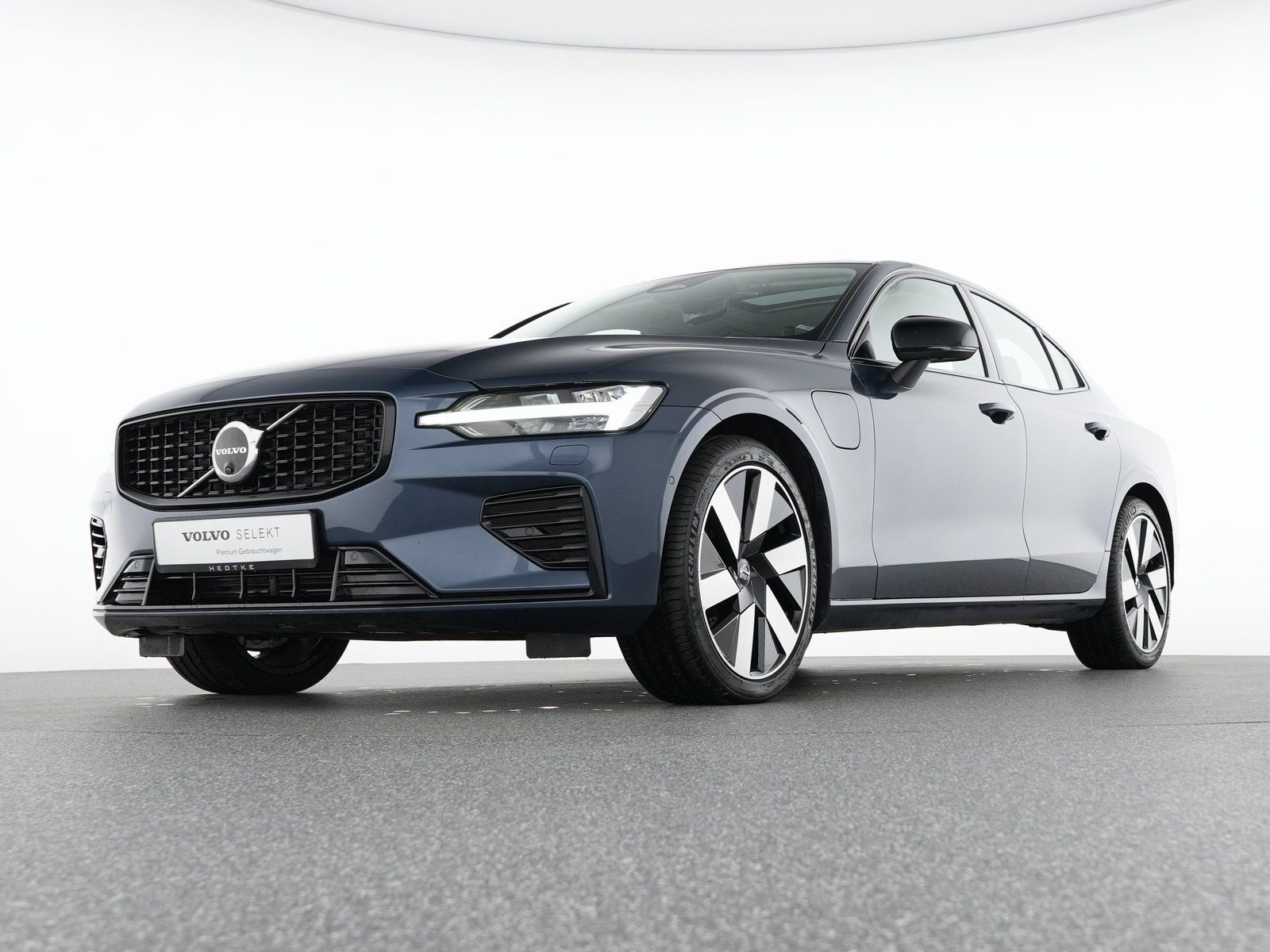 Volvo S60 T8 Recharge AWD Ultimate Dark 19"+B&W+360°