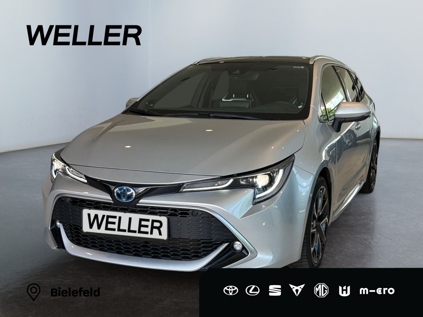 Toyota Corolla 2.0 Hybrid TS Lounge - Samsaru's Car Outlet