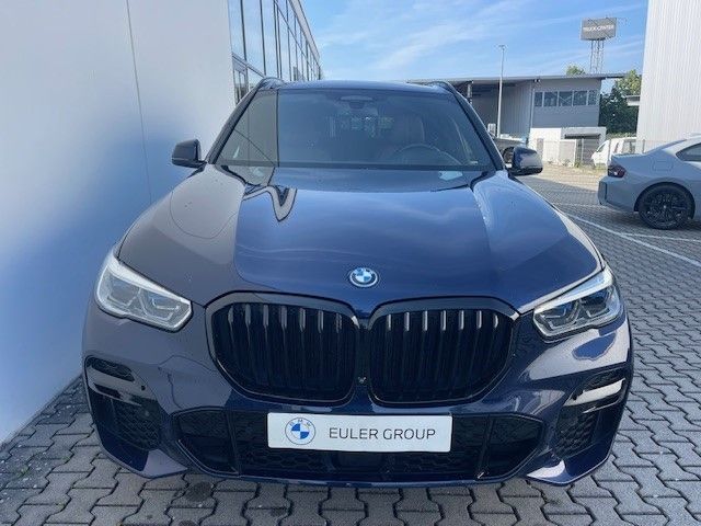 BMW X5 xDrive 45eA M Sport AHK B&W HUD Parkass+ PANO