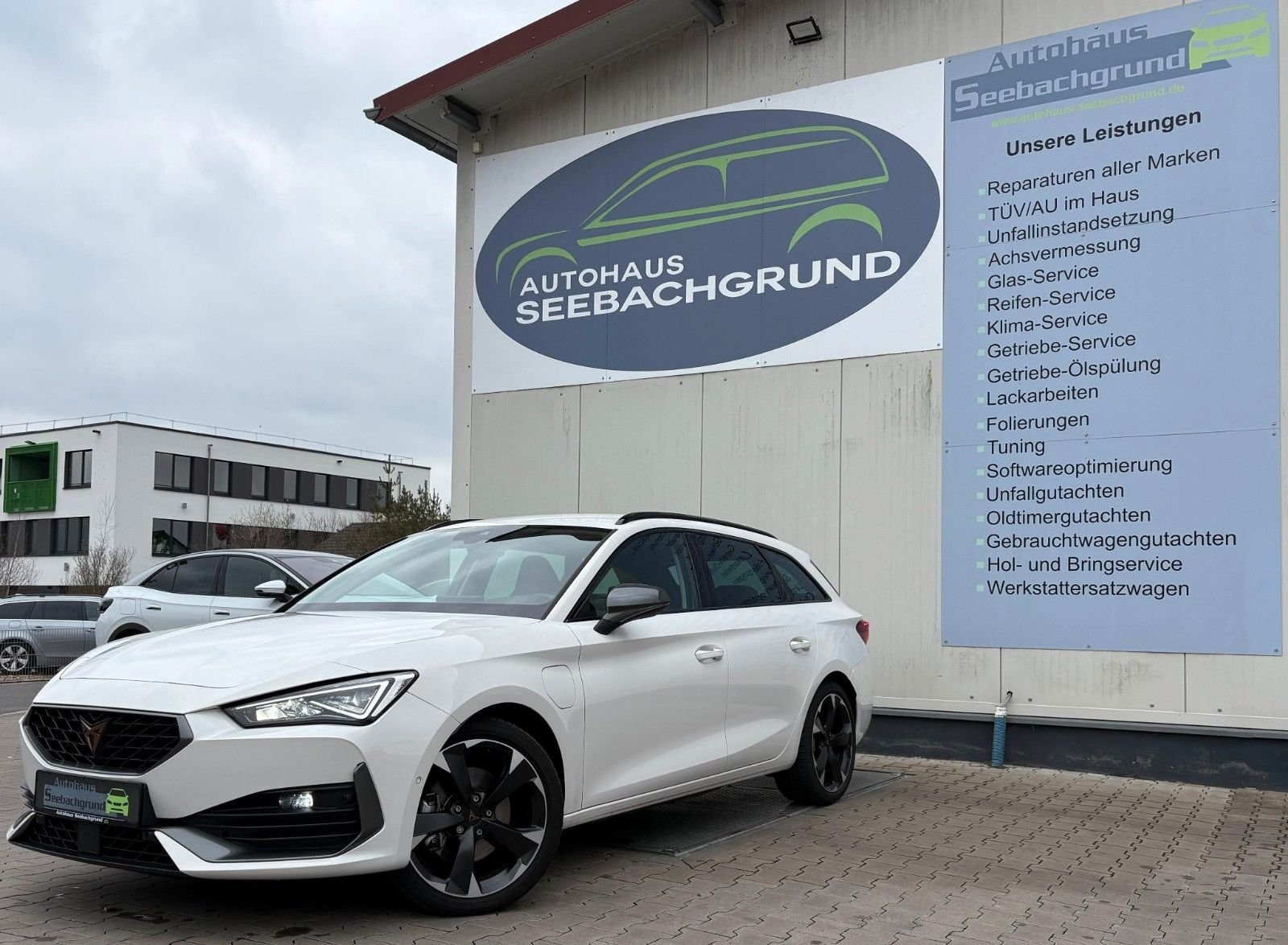Cupra Leon 1.5 ST e-Hybrid - Samsaru's Car Outlet