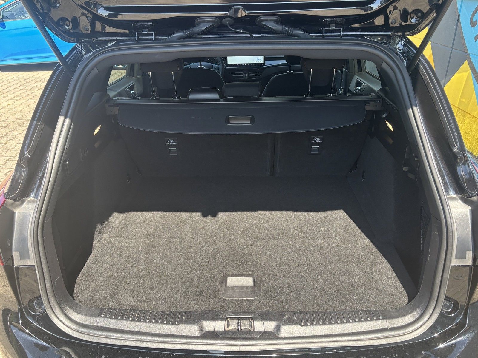 Ford Focus Turnier ST-Line 155PS Rf-Kamera