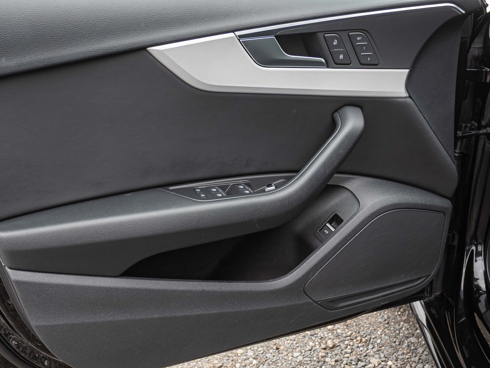 Audi A4 Avant 35TFSI Stronic - Samsaru's Car Outlet