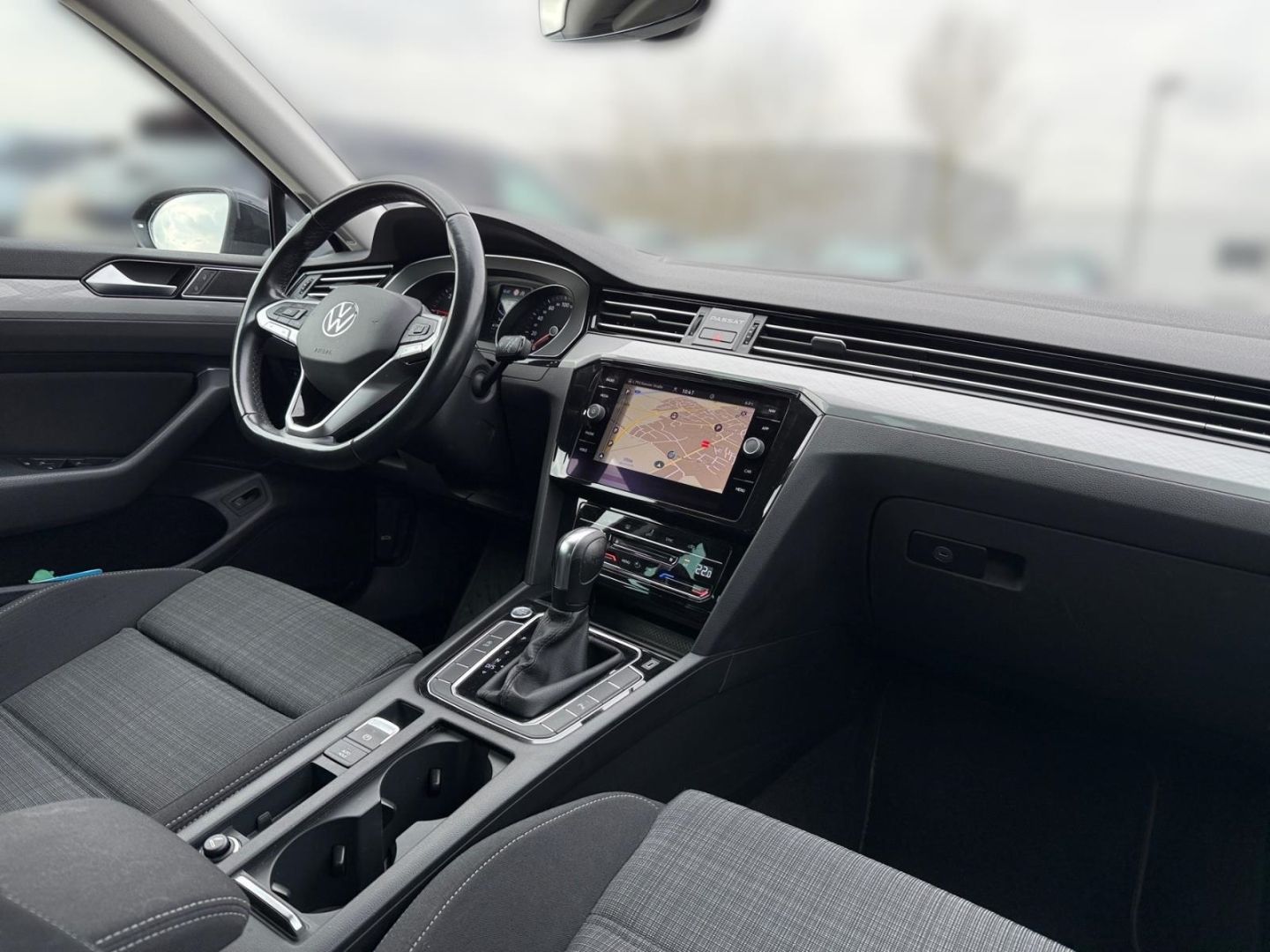 Volkswagen Passat 2.0 TDI DSG - Samsaru's Car Outlet