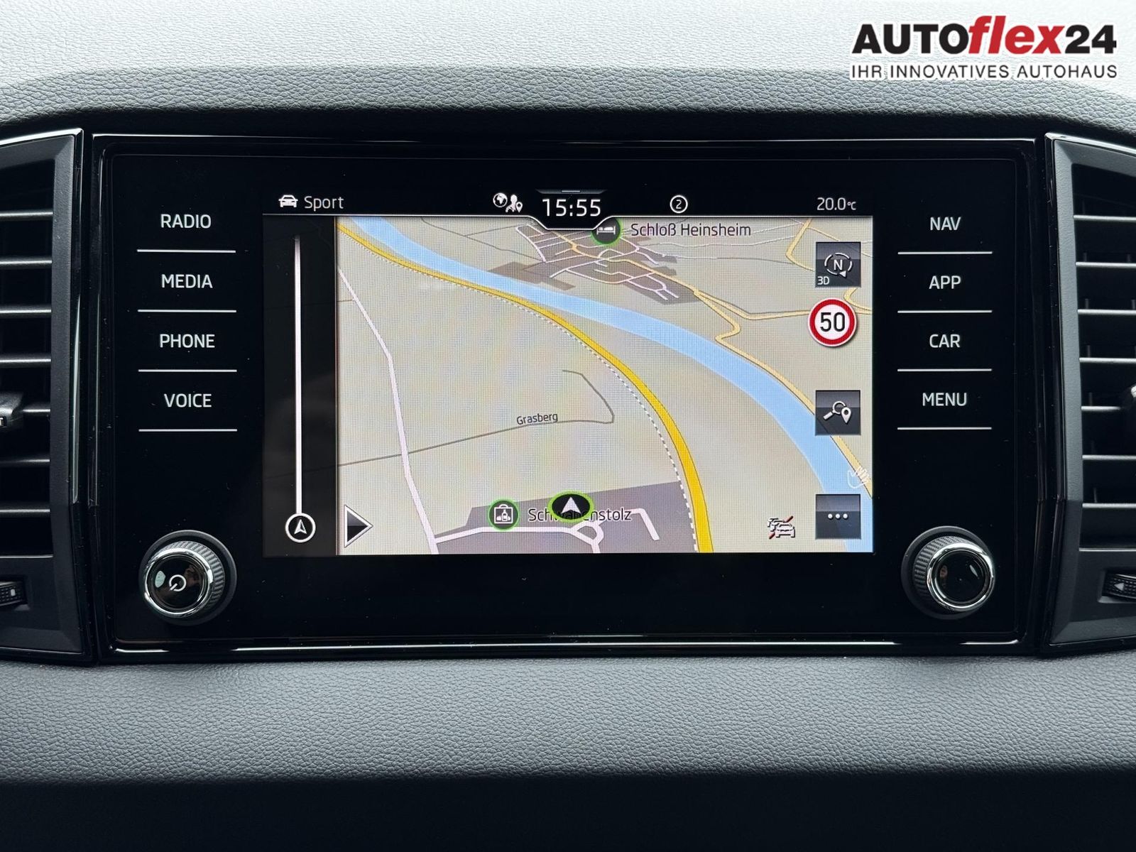 Skoda Karoq 1,5 TSI DSG Sportline 2ZKlimaautomatik ...