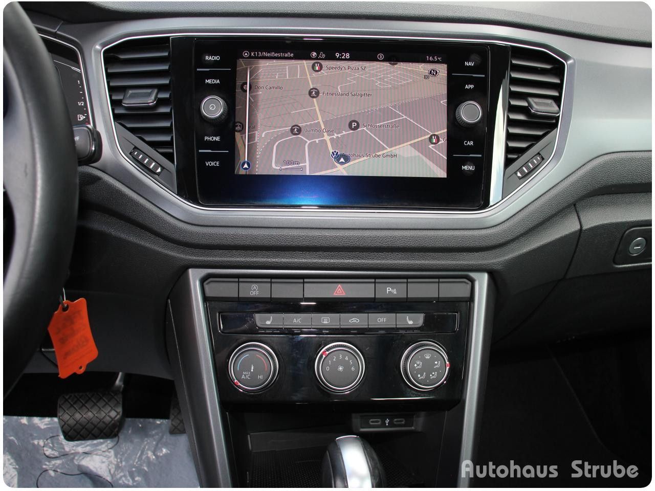 Volkswagen T-Roc Cabriolet Style 1.5 TSI DSG - Samsaru's Car Outlet