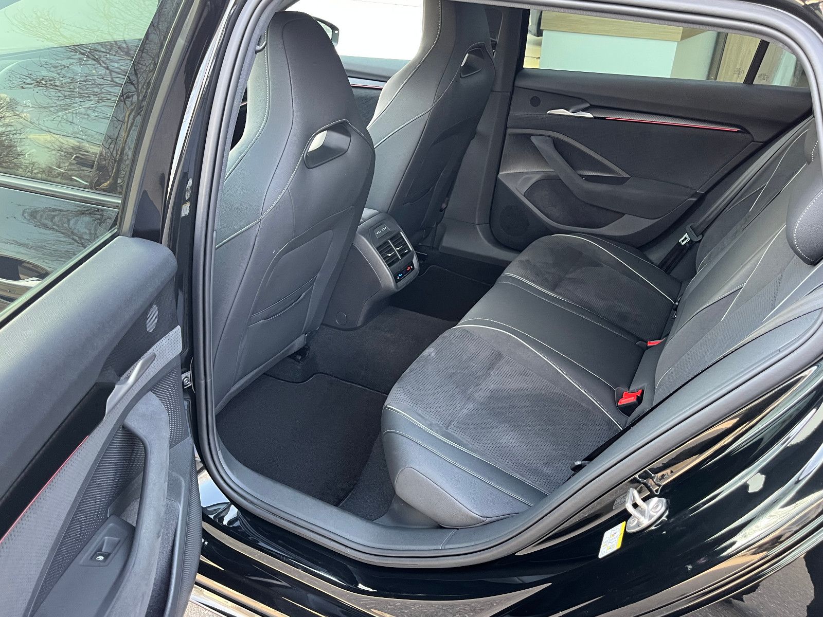 Skoda Superb Combi 2.0 TDI 4x4 Sportline