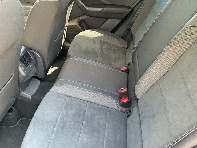 Volkswagen T-Roc 1.0 TSI Life - Samsaru's Car Outlet