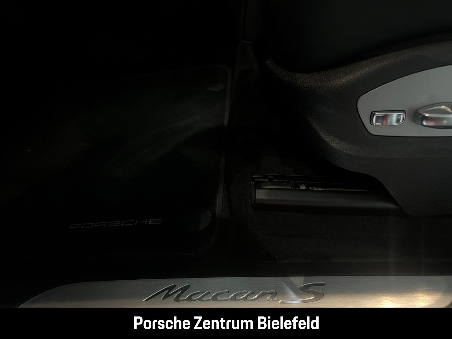 Porsche Macan S BOSE Luftfederung Panorama Surround-View
