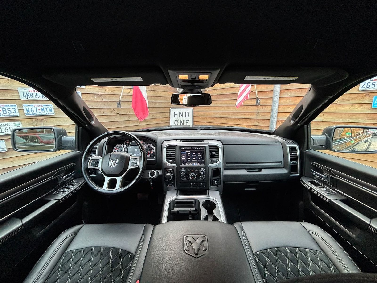 Dodge RAM 1500 5,7L Warlock 4x4 LEDER AHK LED