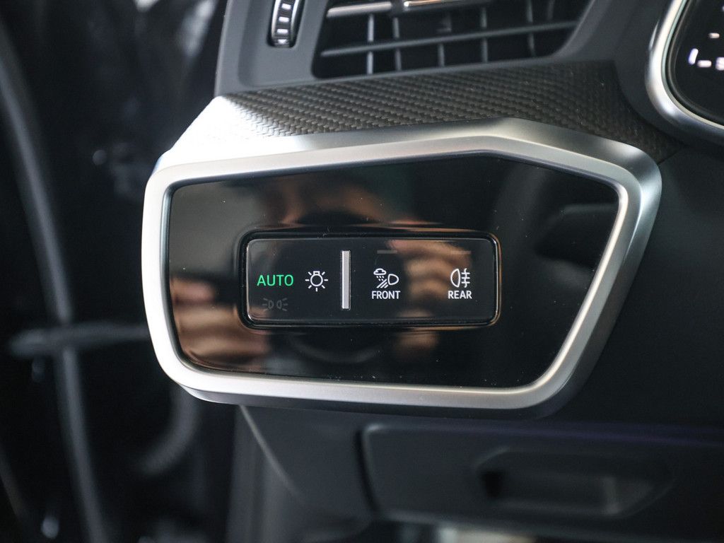 Audi RS 6 Avant 4.0 TFSI quattro Keramik 305 kmh AHK