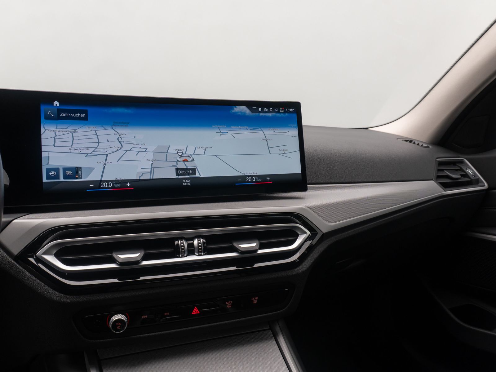 BMW 330i xD Komfort DAB HiFi Leder M Sport 19Zoll