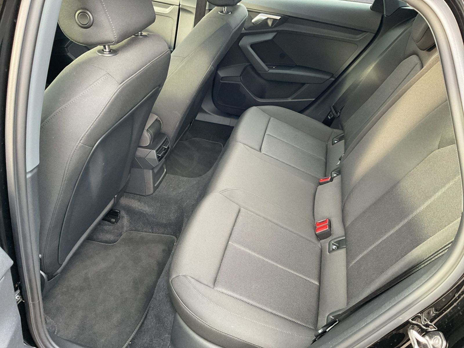 Audi A3 Sportback 40 TFSIe adv. *LED*Parkassistent*