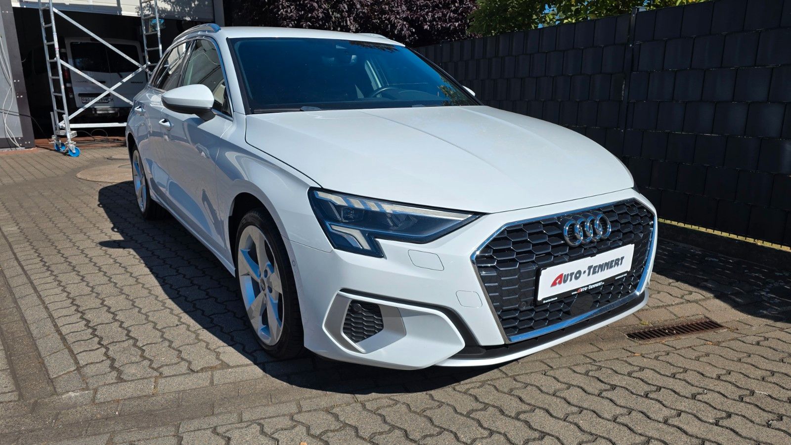 Audi A3 Sportback 40 TFSI e* Sitzh*AHK*Klima*Temp