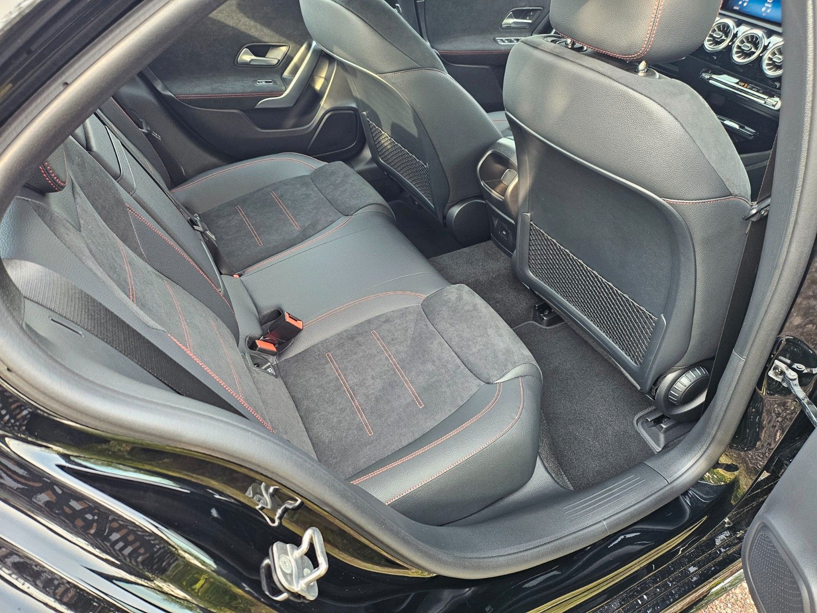 Mercedes-Benz A 180 AMG - Samsaru's Car Outlet