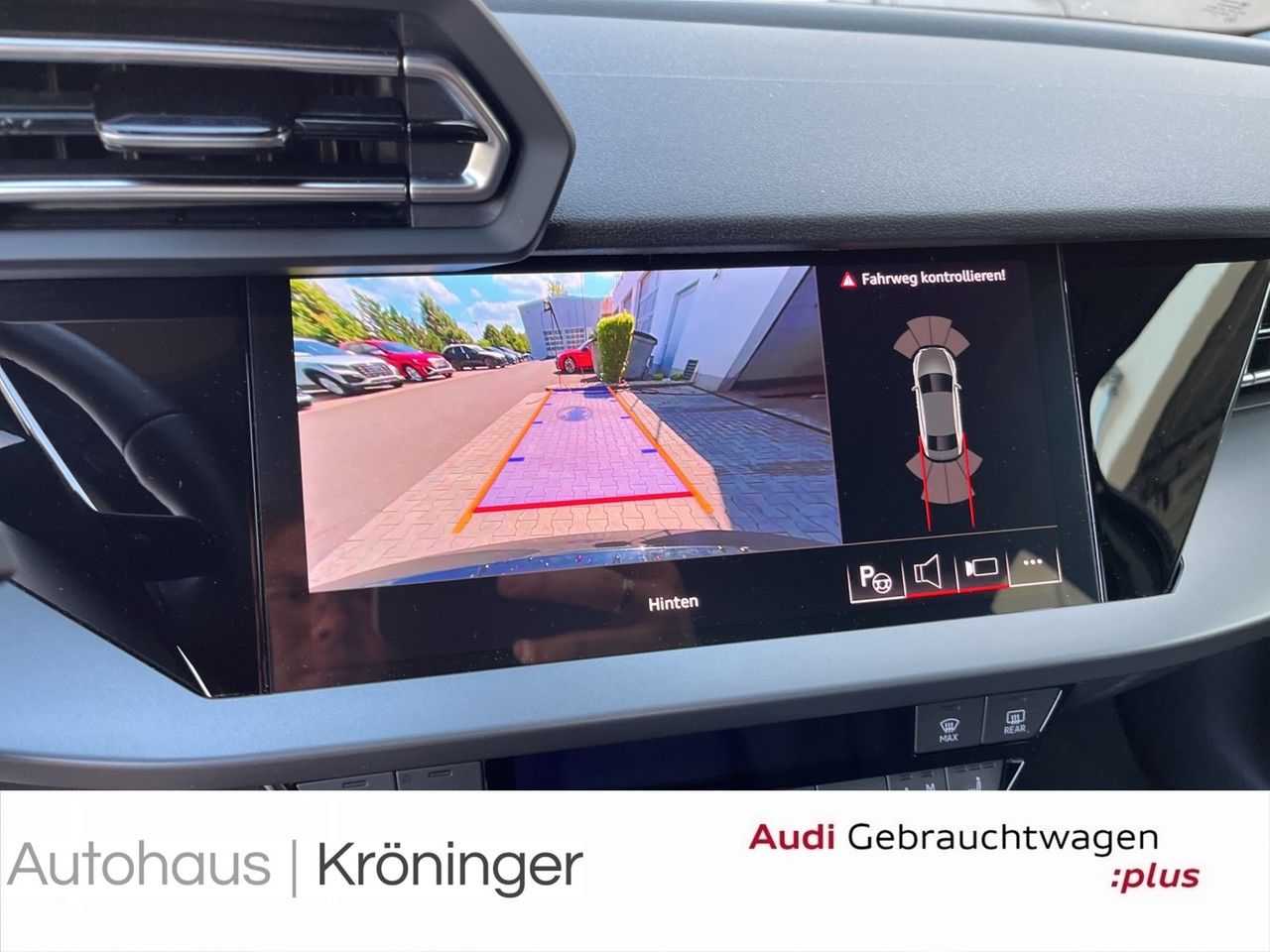 Audi A3 Limousine 30 TFSI advanced S tronic Navi+ Rüc