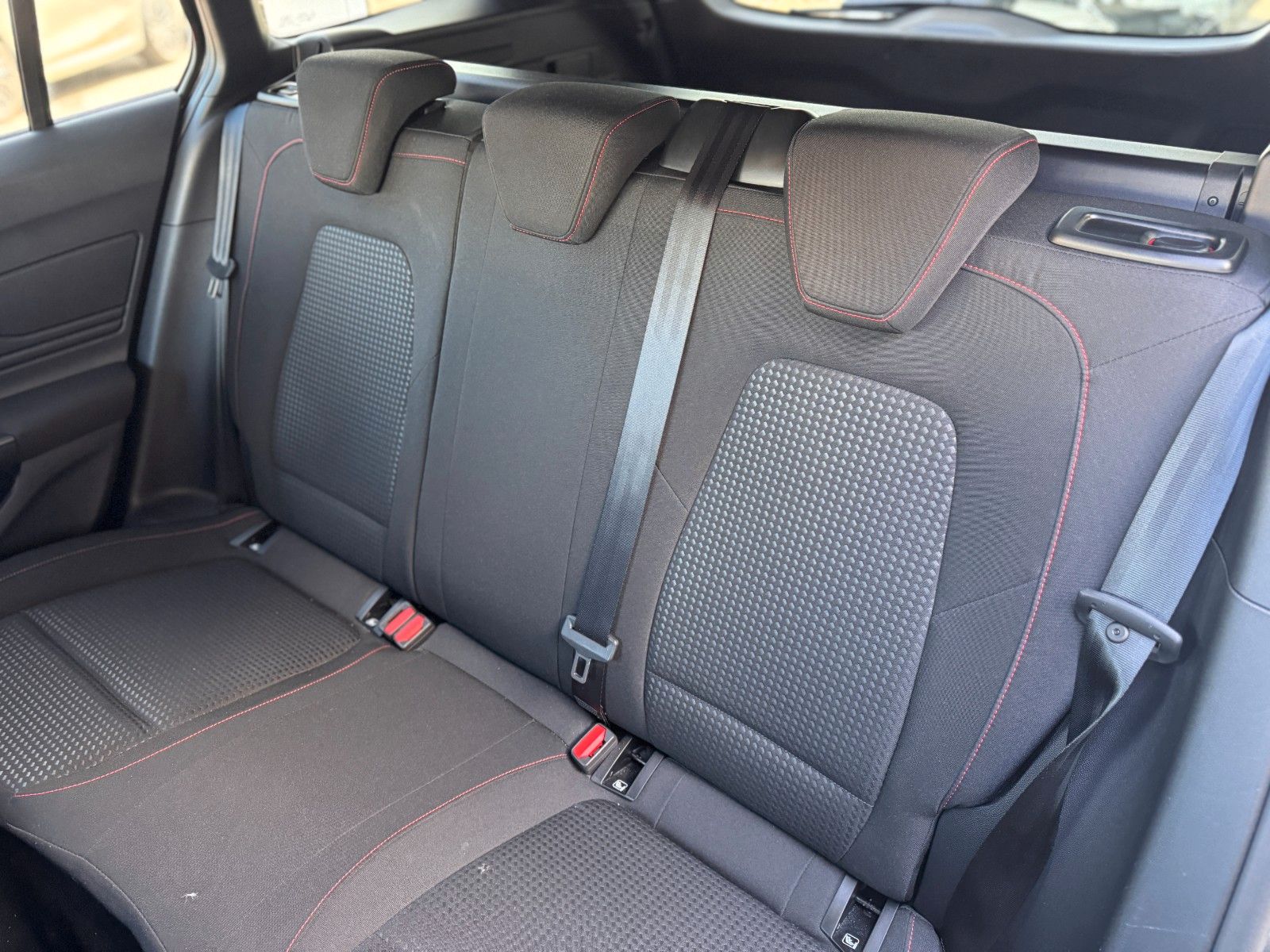 Ford Focus St-Line 1.5 Turnier ABSTEMP. KAMERA NAVI