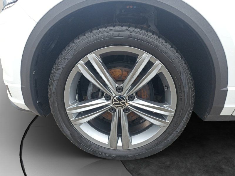 Volkswagen T-Roc 1.5 TSI DSG Sport R-Line - Samsaru's Car Outlet