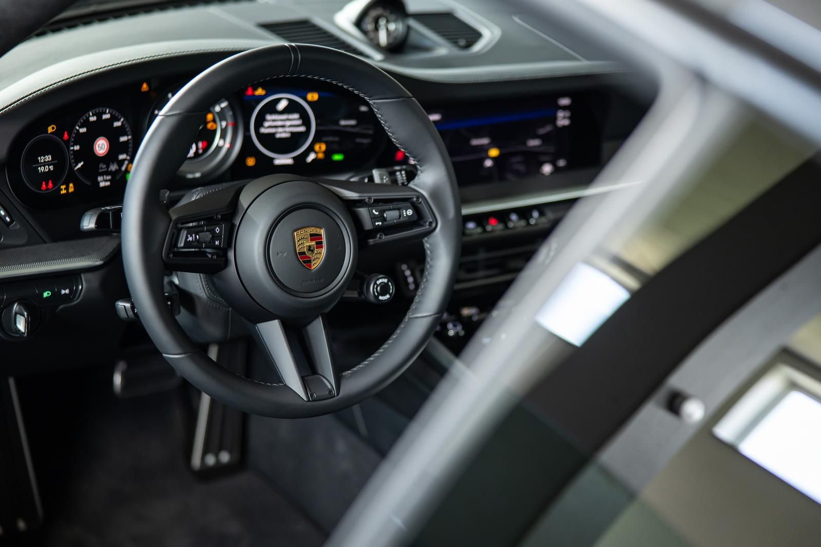 Porsche 992.1 Turbo PDLS+ PANO BURMESTER LIFT SPORT-AGA
