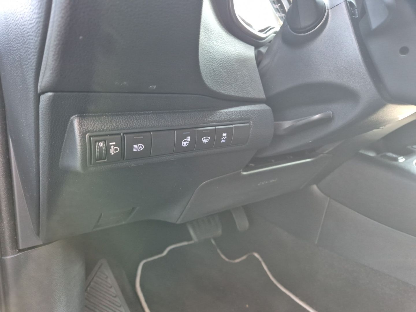 Toyota Corolla Hybrid Business Edition - Samsaru's Car Outlet