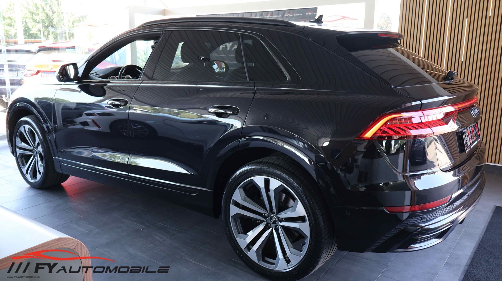 Audi Q8 50 TDI quattro S Line - Samsaru's Car Outlet