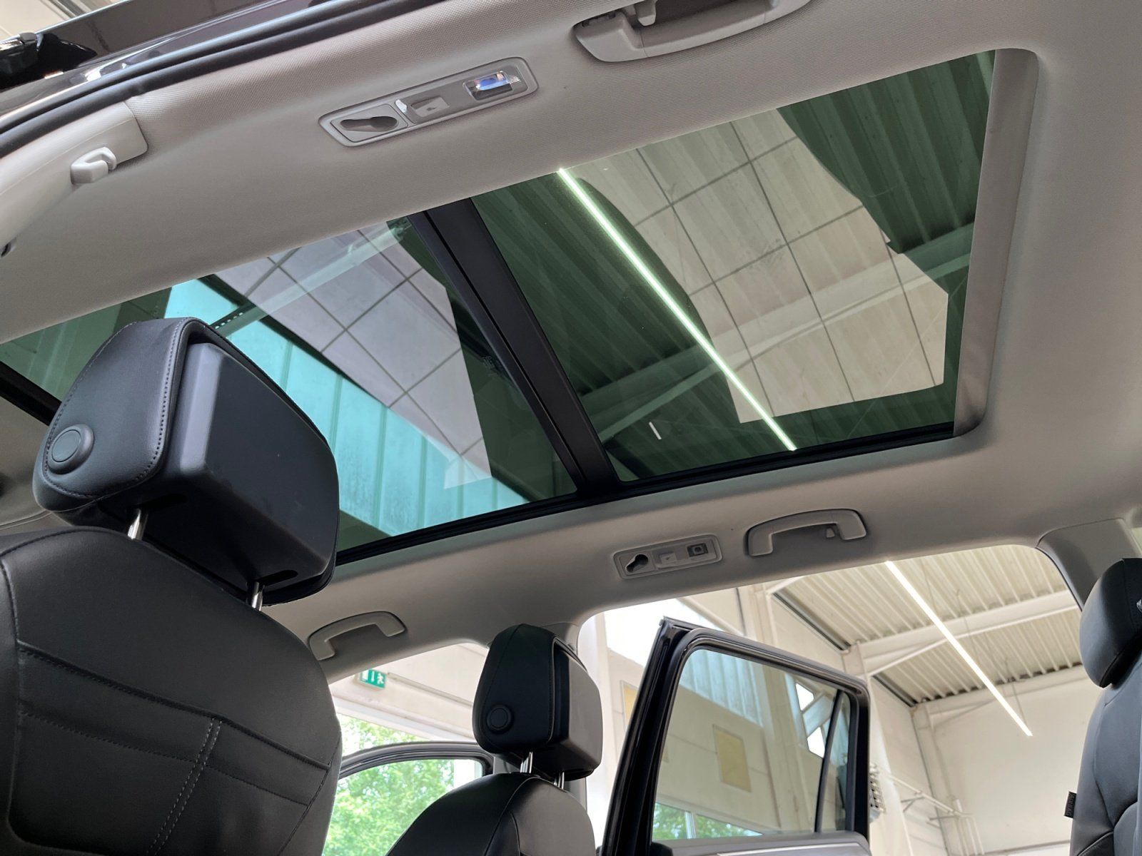 Volkswagen Tiguan Allspace Elegance 2.0 TSI DSG 4x4 7Sitzer