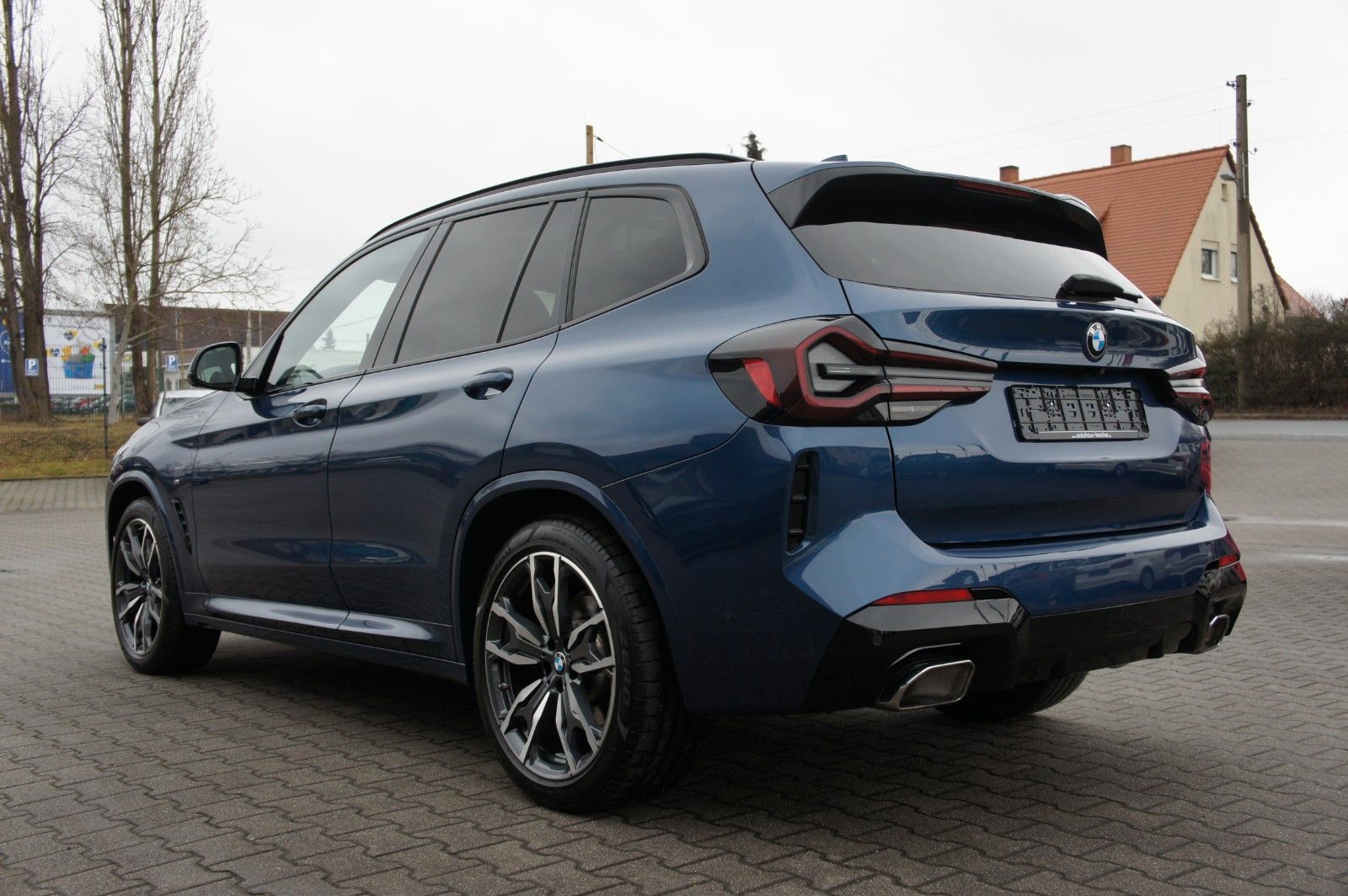 BMW X3 30d xDrive *M-SPORT*STANDHZG*360°*AHK*