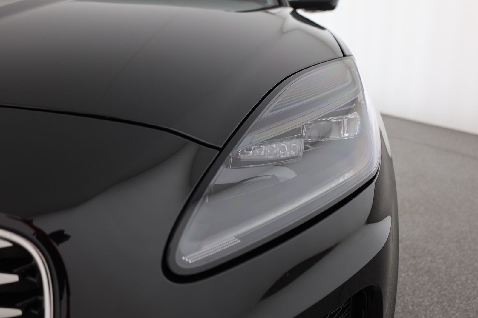 Jaguar E-PACE 2.0 Aut. AWD LED Panorama Memory 360° ACC