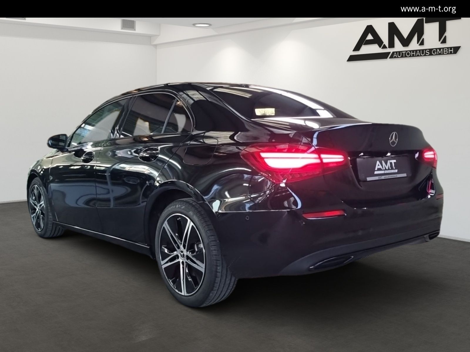 Mercedes-Benz A 200 Limousine Progressive - Samsaru's Car Outlet