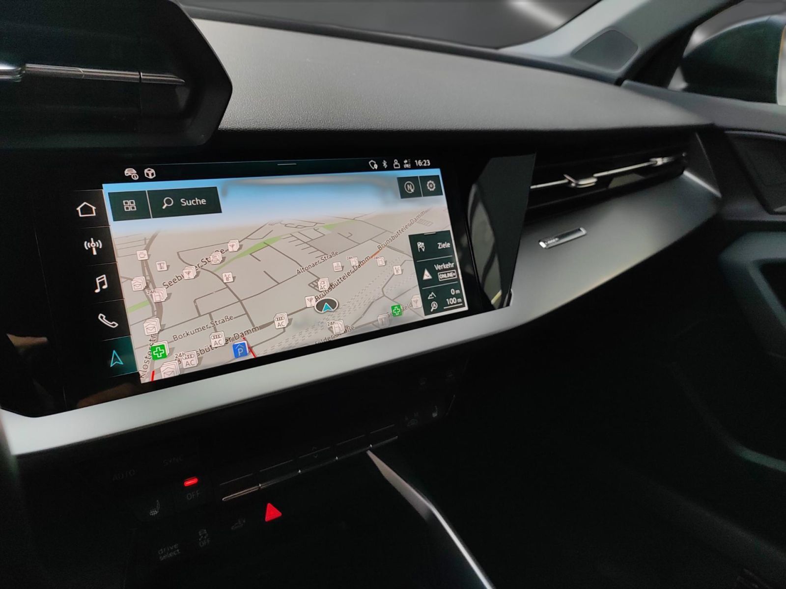 Audi A3 Sportback 40 TFSI e Adv. S tronic *R-CAM*PDC*