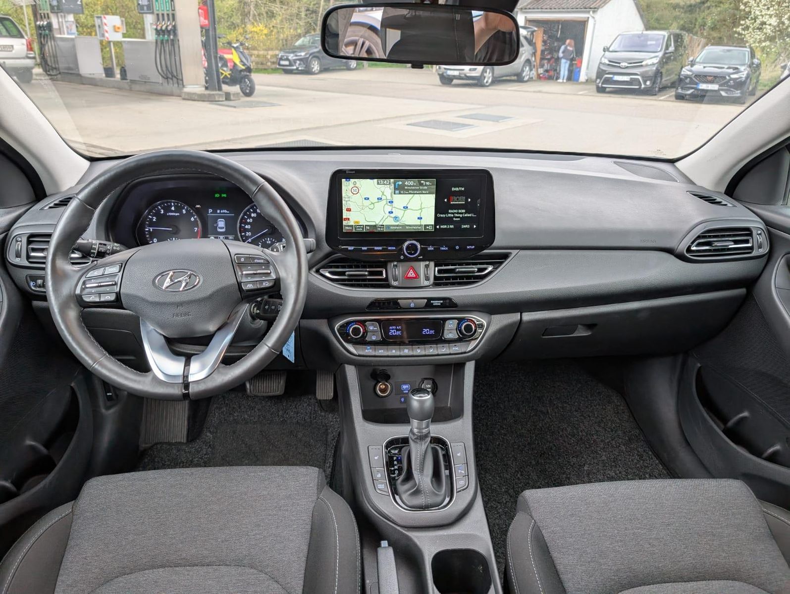 Hyundai i30 1.0 T-GDI Trend - Samsaru's Car Outlet