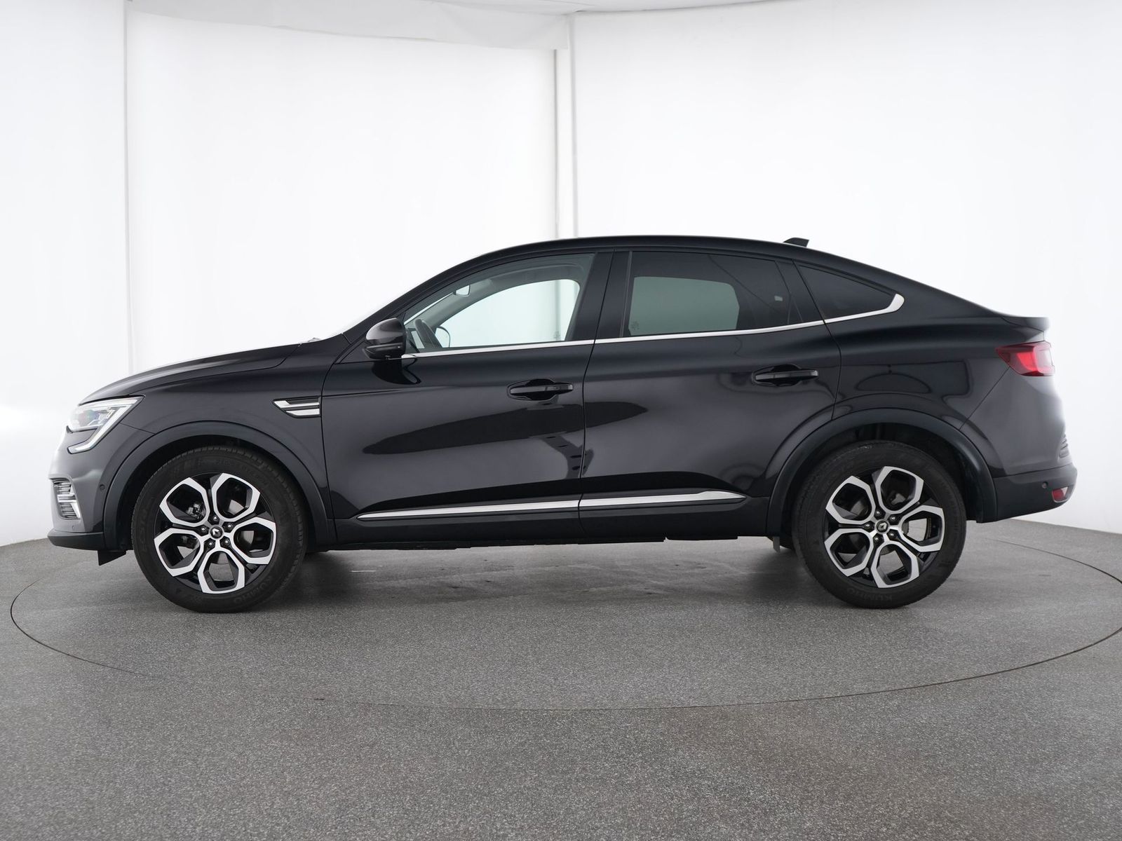 Renault Arkana Intens - Samsaru's Car Outlet